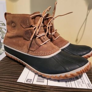 Sorel out n about Waterproof boot
